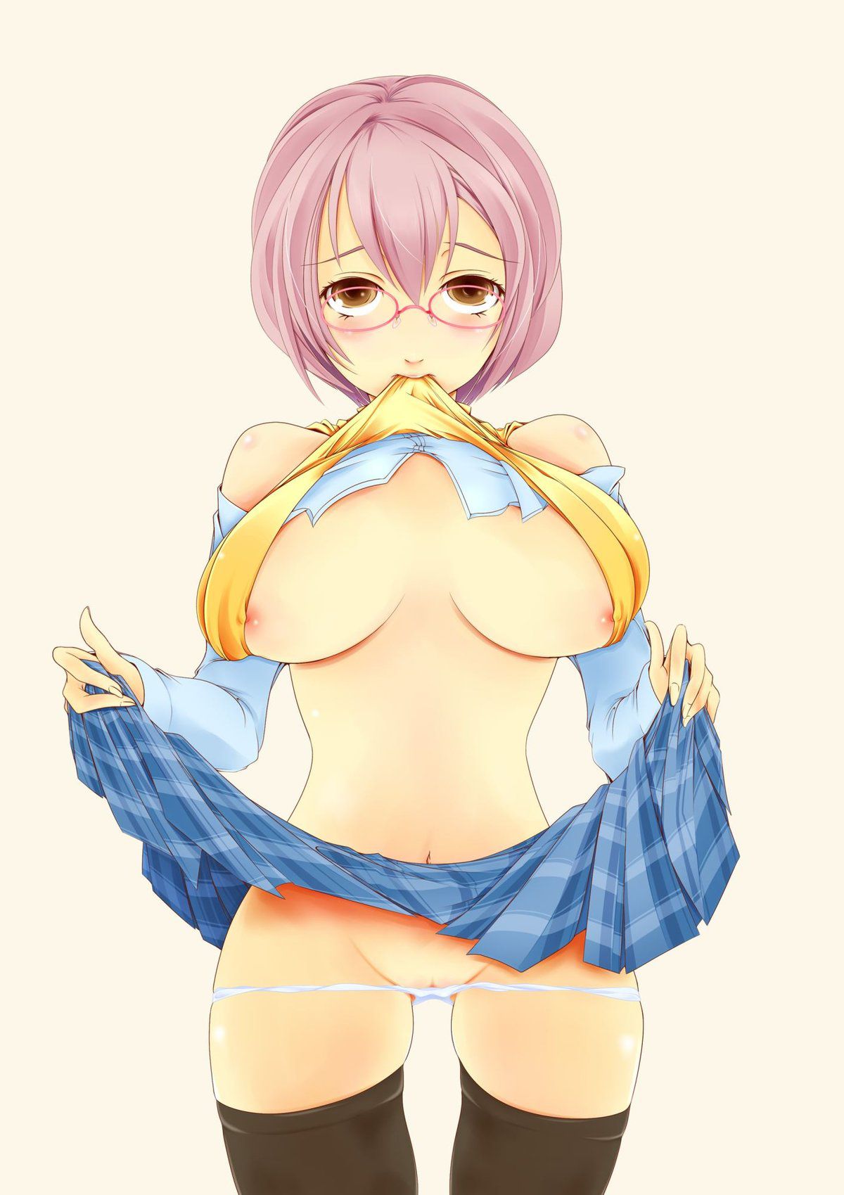 Do you have a perverted girl who raises clothes by herself and shows you or pants? 10