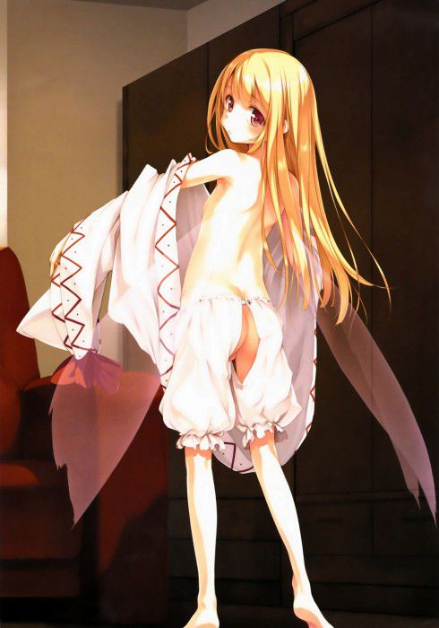 【Secondary erotic】 Here is the erotic image of a girl who is half naked and taking off in the middle of changing clothes 9