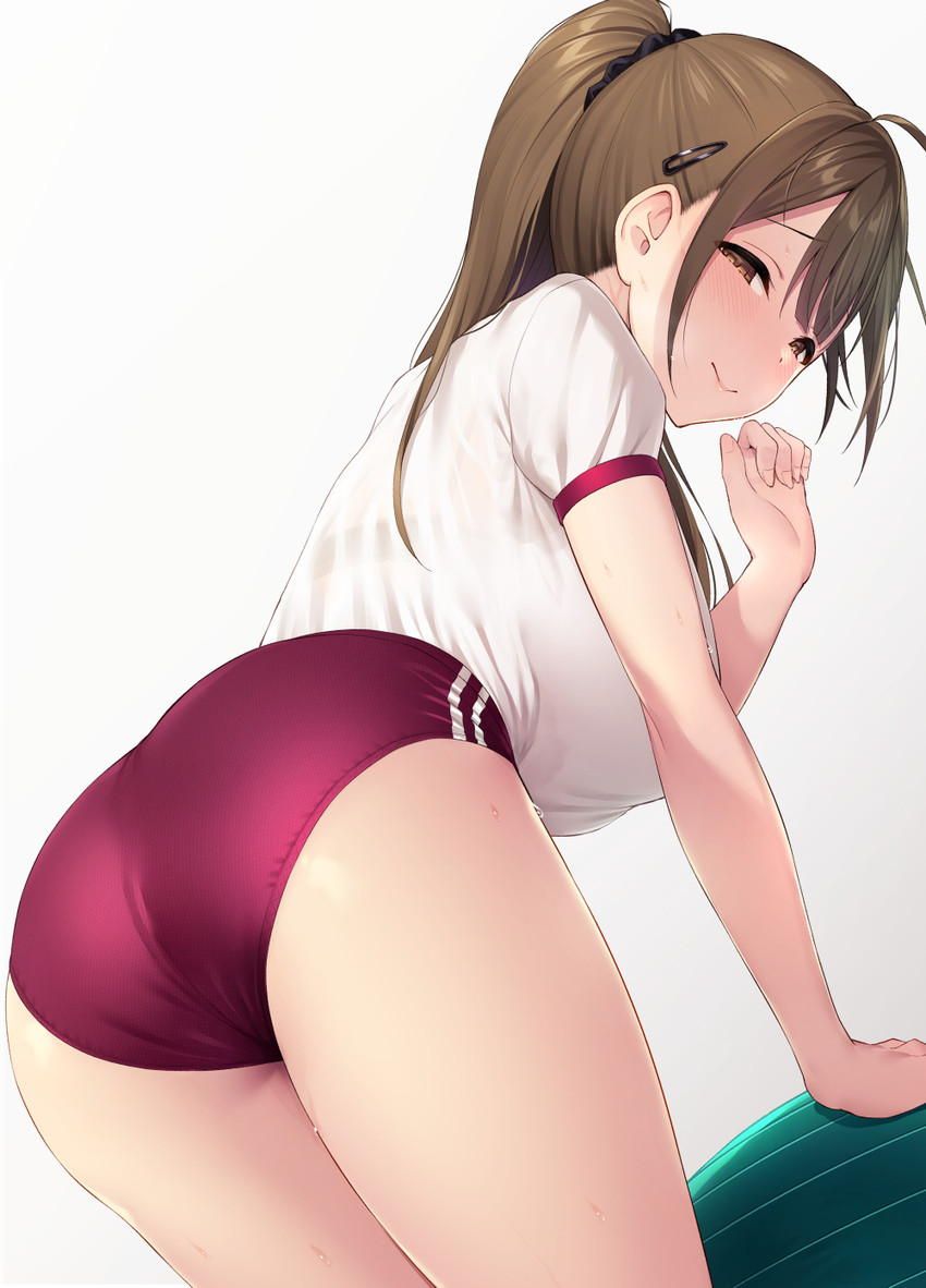 It's grown too much and doesn't fit the size?! Image of a girl ♪ in bloomers + gym clothes with snappy breasts and buttocks 8