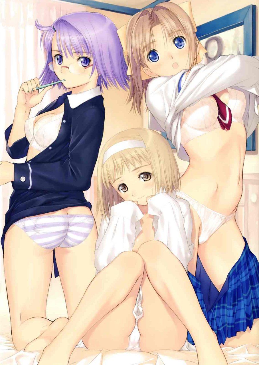 Lucky lewd image that came across a girl changing clothes please 14