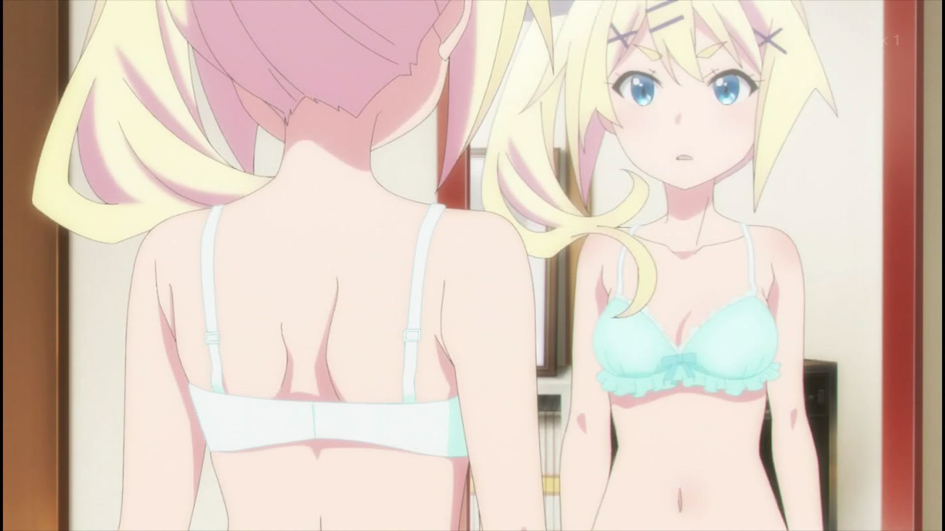 Erotic underwear and toilet scenes of girls in anime [1 overs spill fruit tart] 7 stories! 15