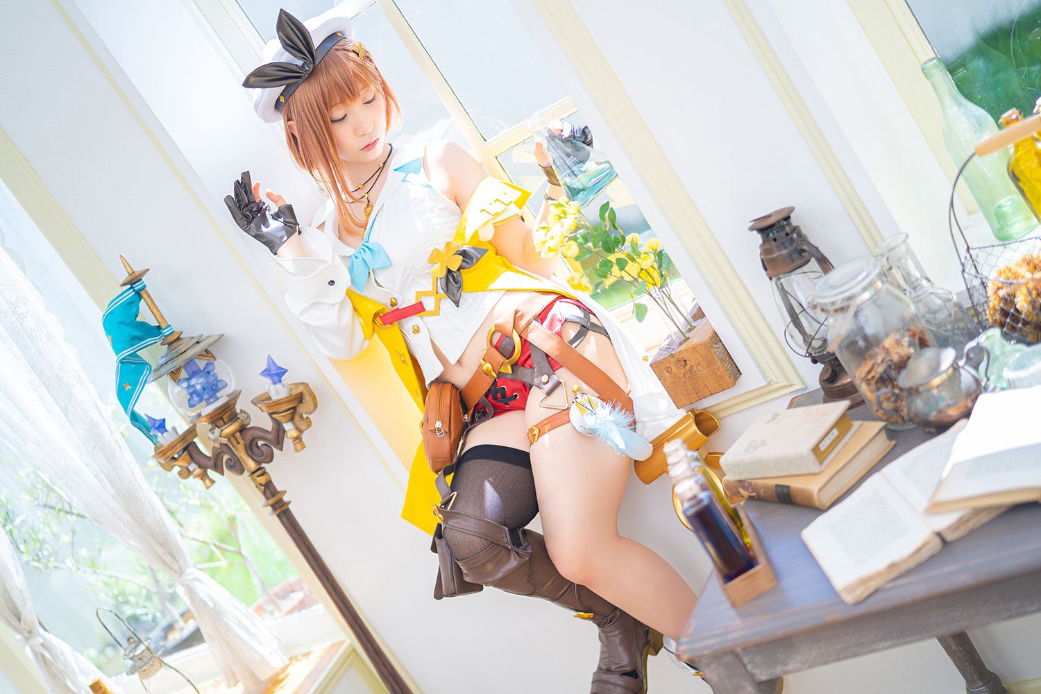 [Liza's Atelier 2] Iori Mo jacks the official site in cosplay that reproduces Liza's thighs! 14