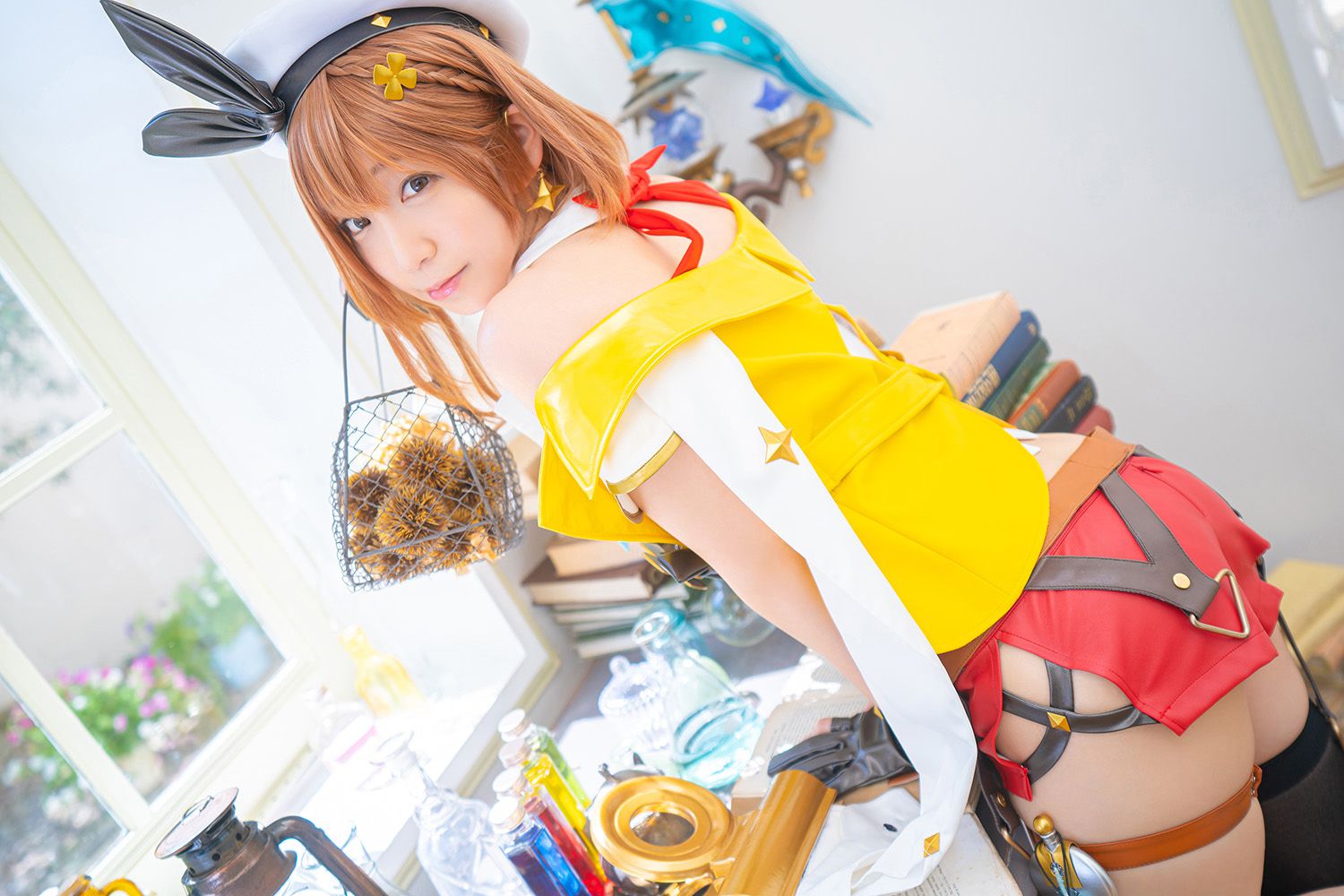 [Liza's Atelier 2] Iori Mo jacks the official site in cosplay that reproduces Liza's thighs! 15