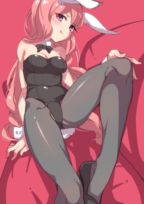 You want to see a naughty picture of a bunny girl, don't you? 4