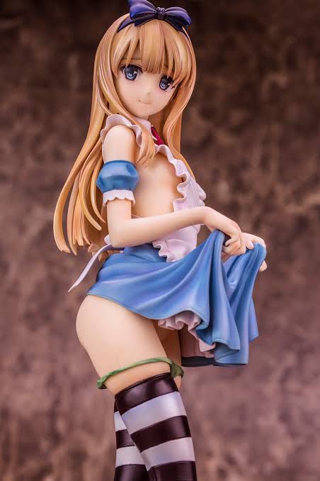 [With nipples] how much can you put out in this R18 figure 2