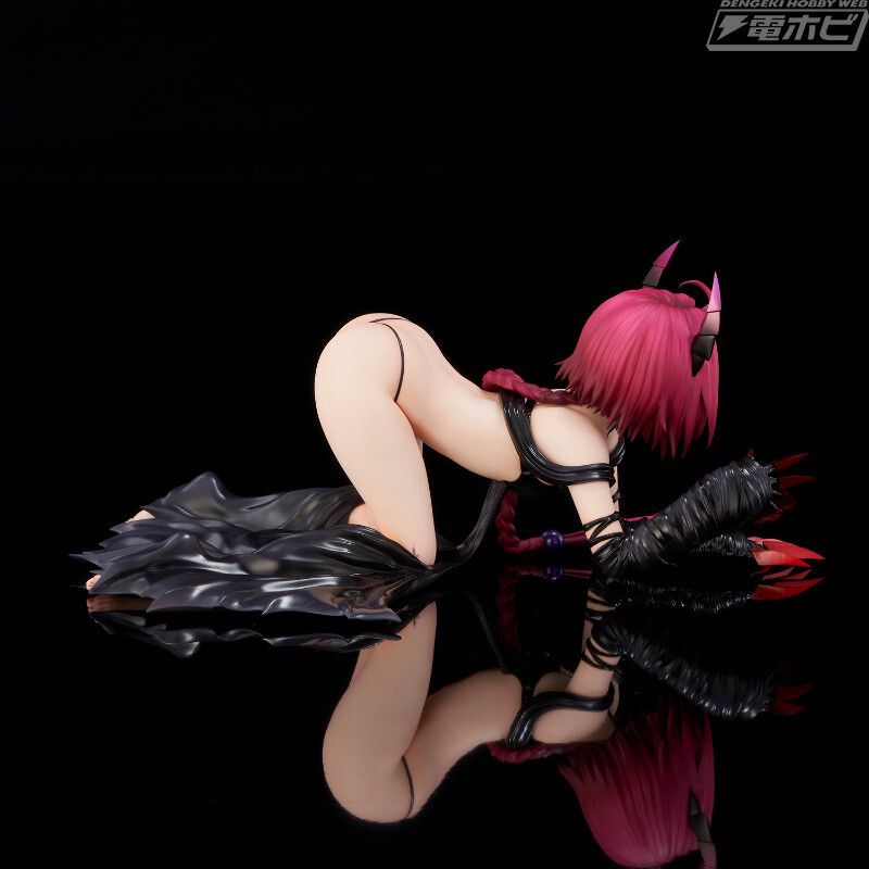 [ToLOVE Ru] Kurosaki Meia almost out of the erotic costume is the erotic figure that is sticking out the ass! 7