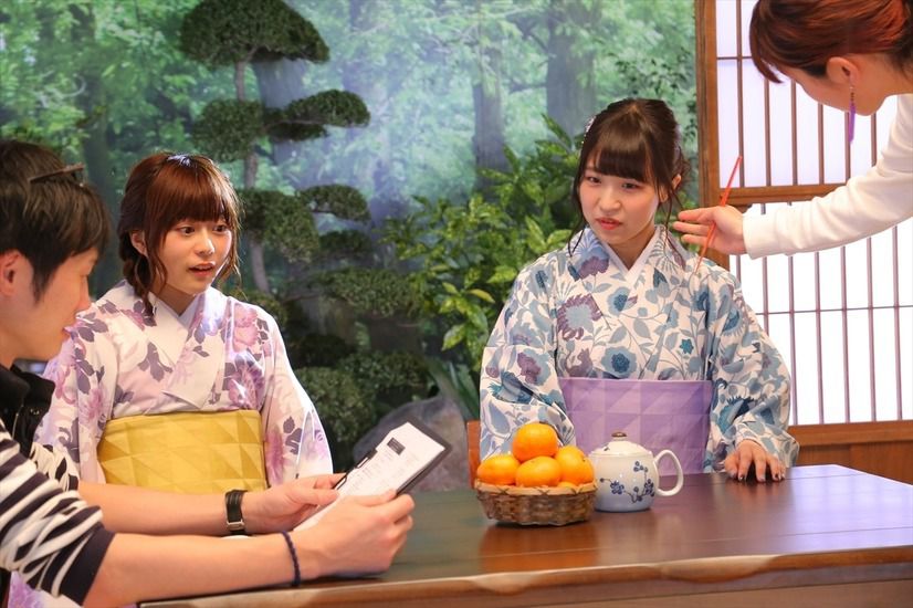 Voice actor Ayane Sakura and Saori Onishi's milk comparison wwwwwwwwwwww 10