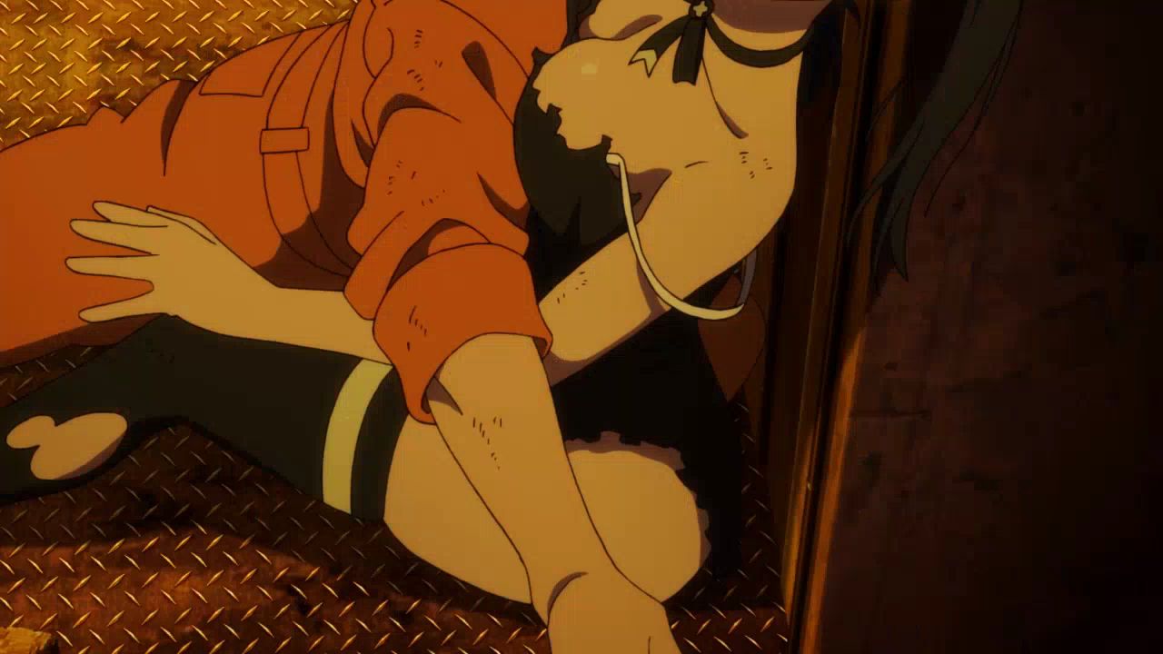 The erotic scene in which the girl's clothes are torn and it is done in the anime [Flame No Fire Brigade] 9 episodes 8