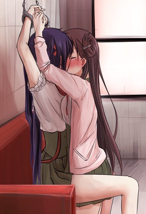 Cute Lori lesbian is a nice girl is waking up I feel I wake up to her older sister... 9