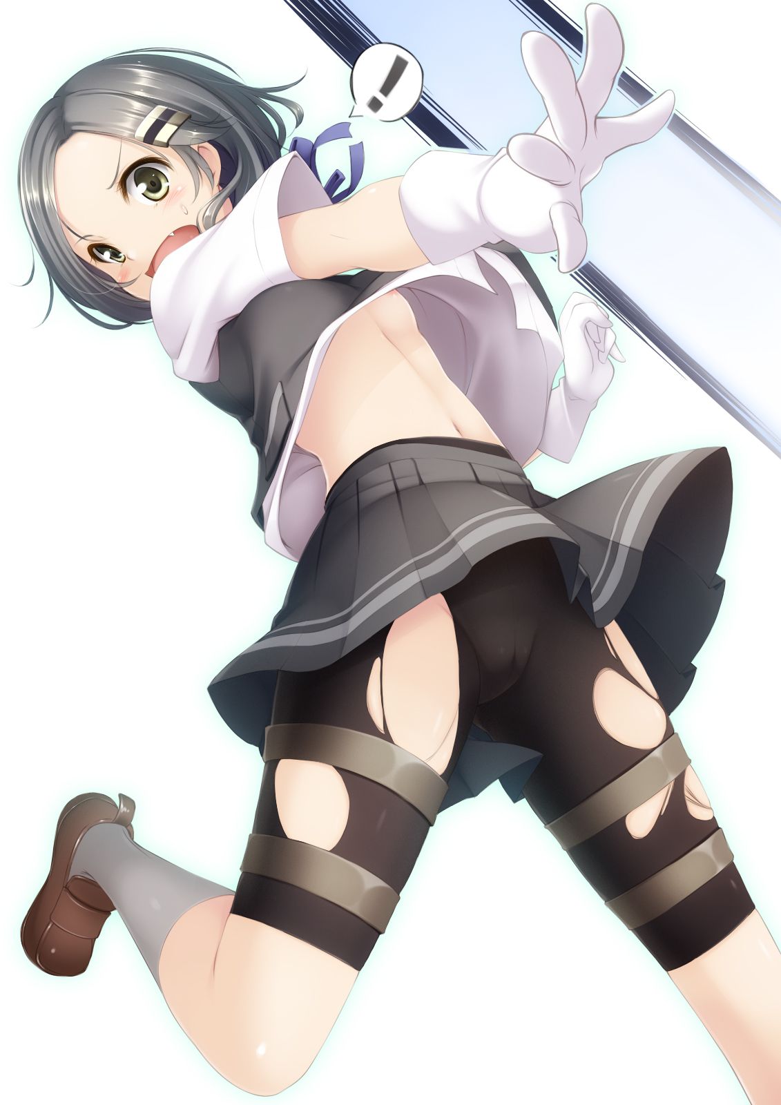 I want to verify what time is the cutest girl Lori who was wearing a black spats that is athletic wear because it is the day of physical education! 36