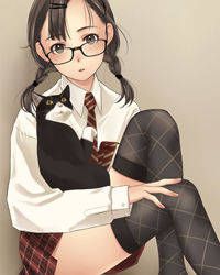 Small erotic: Cute girl in glasses a place to be healed by a secondary 31