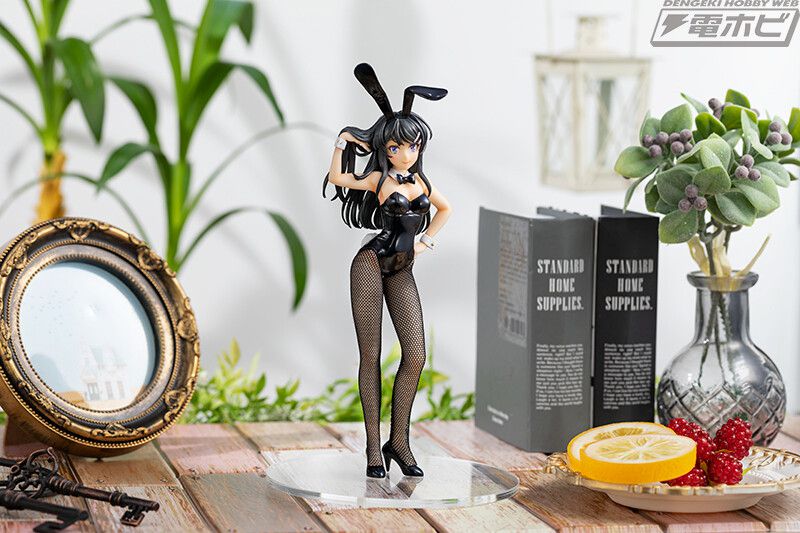 "The Young Pig Bastard Doesn't Dream of Bunny Girl Senpai" Mai Sakurajima's Affordable Bunny Figure 2