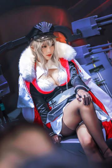 [Image] Girl cosplayers, you will be confronted with outrageous erotic big breasts 4