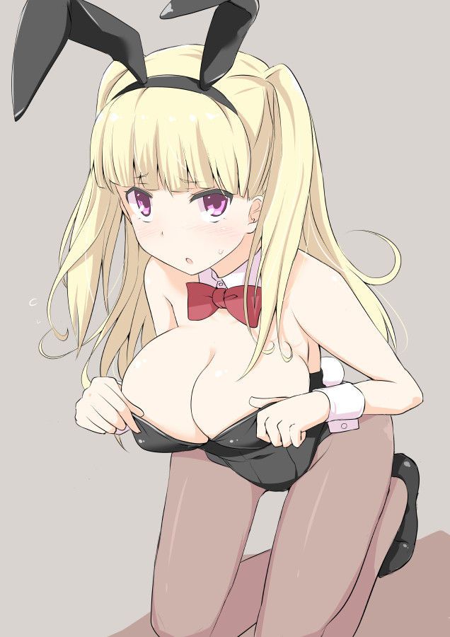 A picture of Bunny-Chan's shoulder. 14