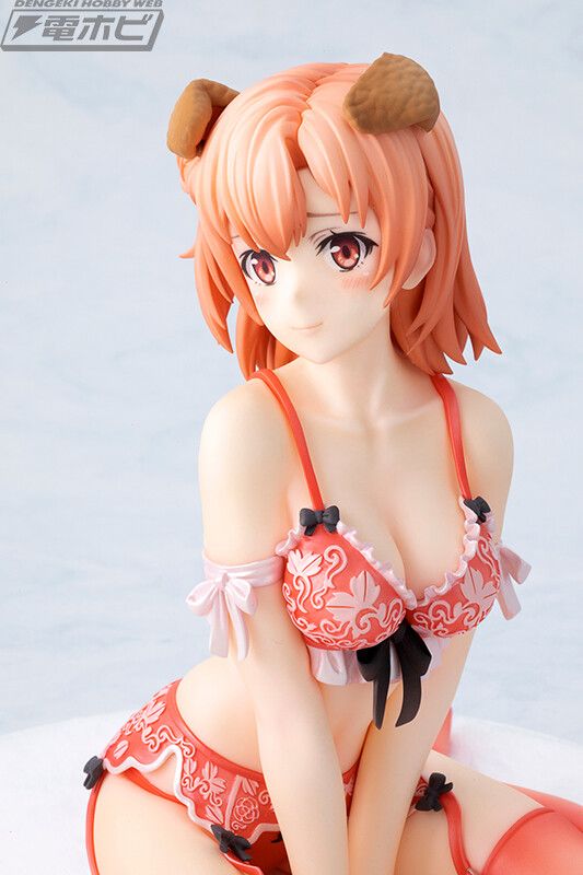 "I Gail" Yui Yuigahama's erotic figure that can almost be seen in erotic lingerie! 10