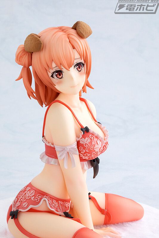 "I Gail" Yui Yuigahama's erotic figure that can almost be seen in erotic lingerie! 9