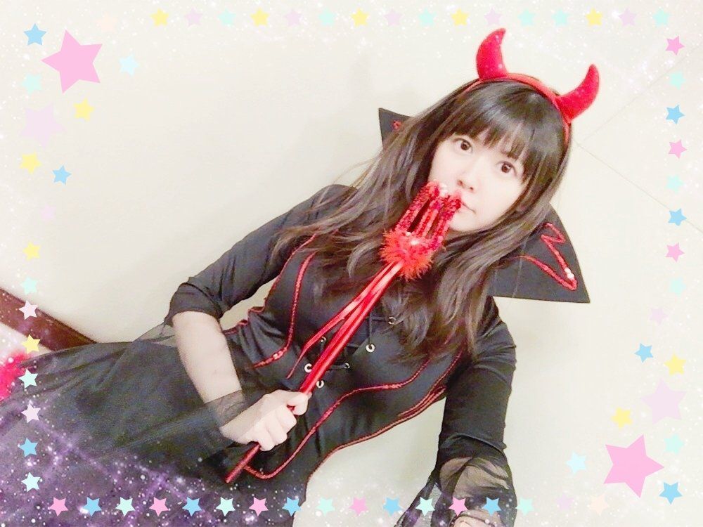 [Image] voice actor Saint Ayana-san (28), the Devil's cosplay in the chest is crammed with a pile of wwwwww 2
