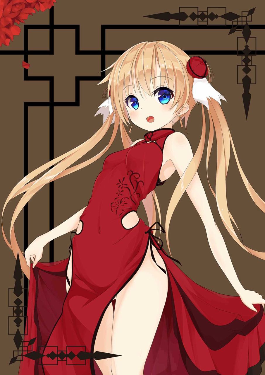 Picture of China dress thighs are too much to peek from slit 6