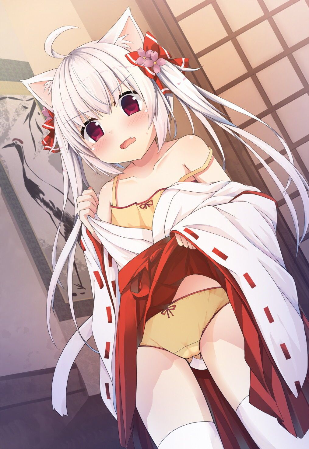 People who want to see erotic images of Miko gather! 15