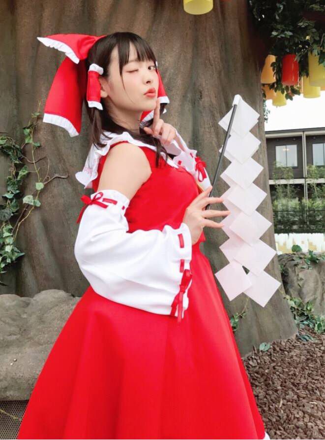 [Image] Sumire Kousaka's voice actor, discouraged erotic Reimu cosplay appearance without wwwww 1