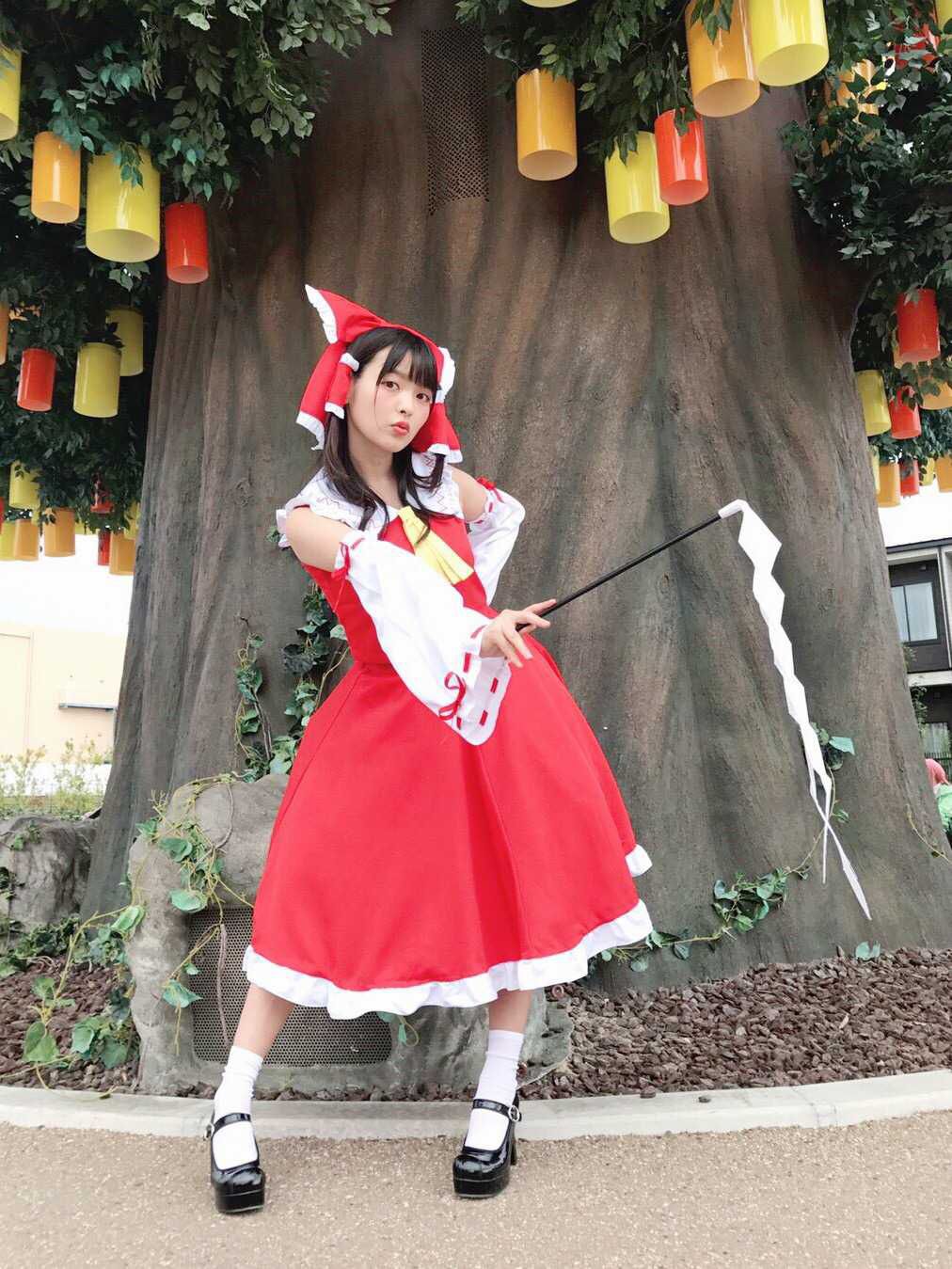 [Image] Sumire Kousaka's voice actor, discouraged erotic Reimu cosplay appearance without wwwww 2
