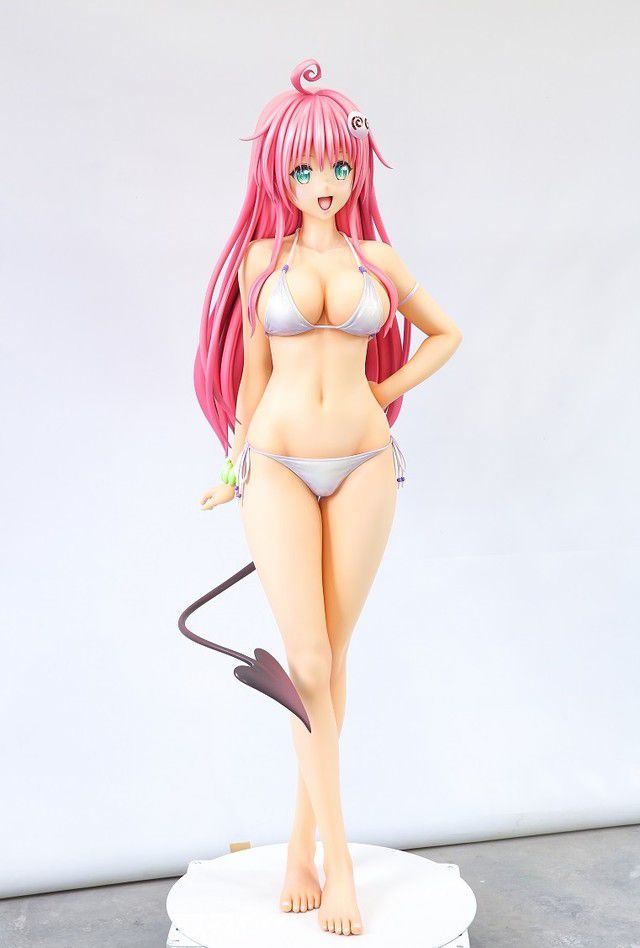 The erotic life-sized figure skating that the body which was ドスケベ was reproduced with an erotic swimsuit of the "ToLOVE る" LARA 2