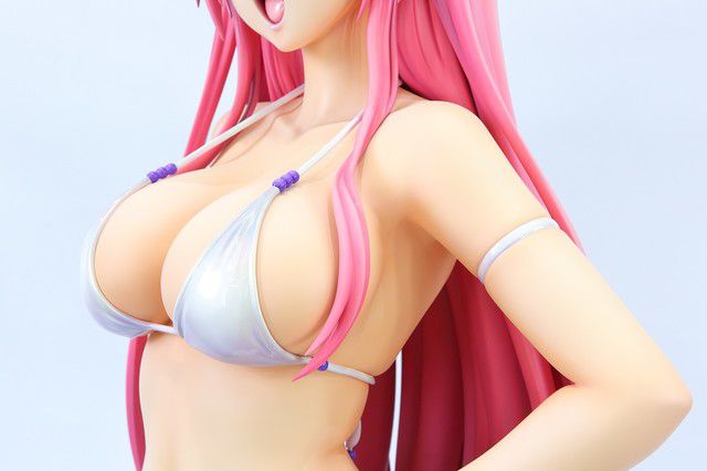 The erotic life-sized figure skating that the body which was ドスケベ was reproduced with an erotic swimsuit of the "ToLOVE る" LARA 4