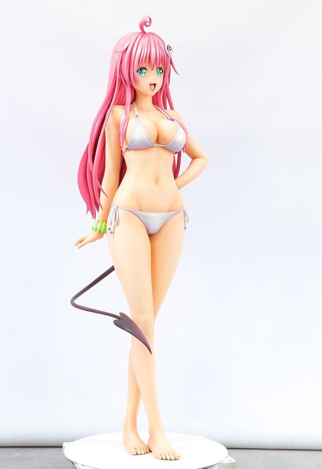 The erotic life-sized figure skating that the body which was ドスケベ was reproduced with an erotic swimsuit of the "ToLOVE る" LARA 7