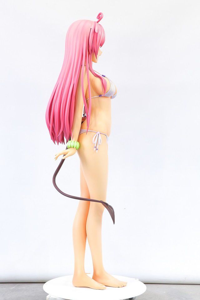 The erotic life-sized figure skating that the body which was ドスケベ was reproduced with an erotic swimsuit of the "ToLOVE る" LARA 8