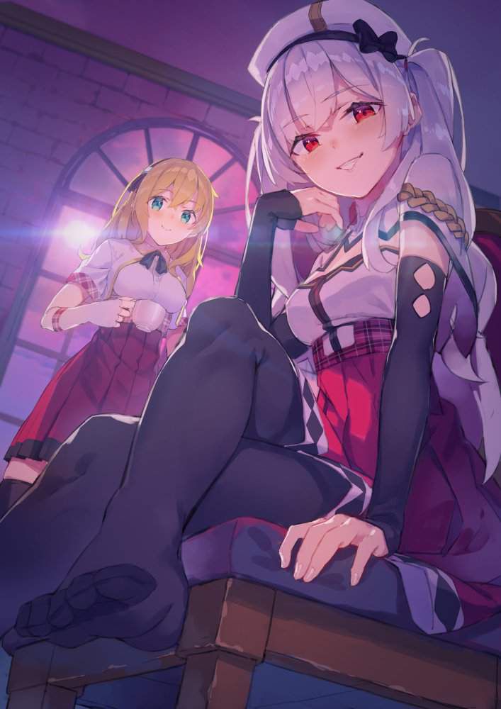 Love the secondary erotic images of Azure Lane. 6