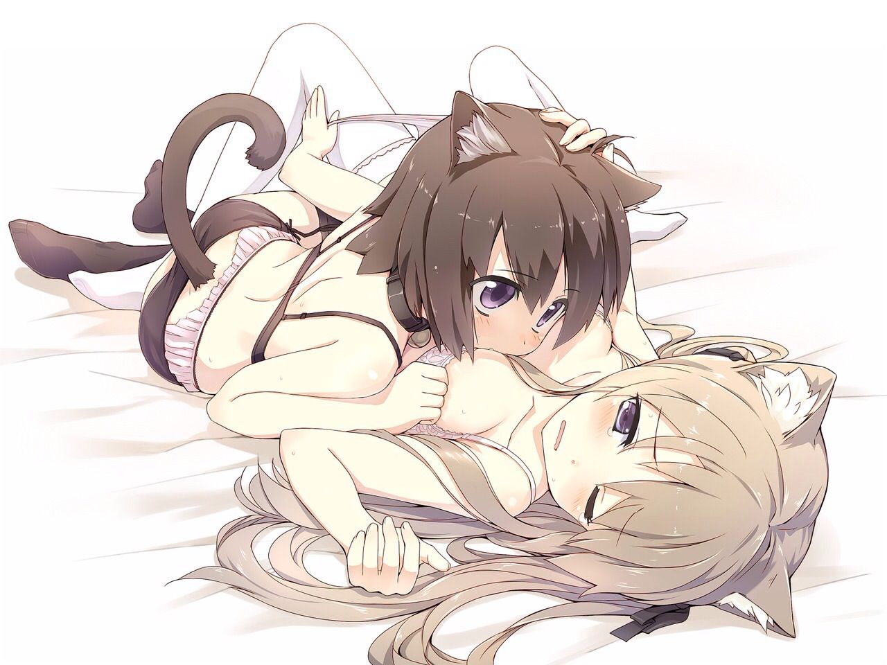 Erotic images coming out of Yuri! 25