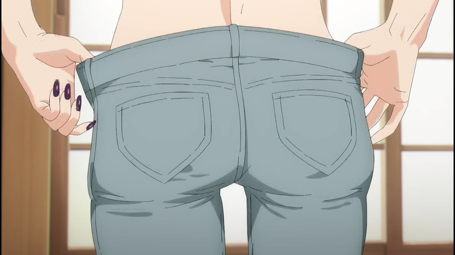 In the changing scene of episode 4 of the anime "That Dress-up Doll Falls in Love", pants and bra are fully visible! 5