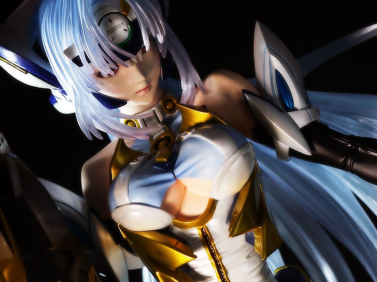 KOS-MOS from Xenosaga III (1/4 Scale Version) [www.tentaclearmada.com] KOS-MOS from Xenosaga III (1/4 Scale Version) 1