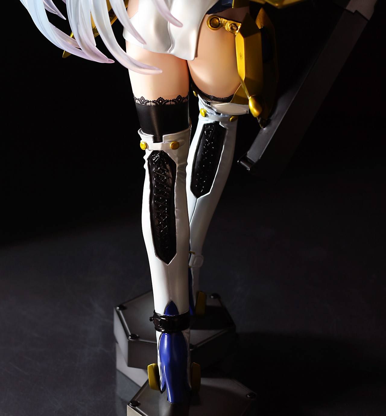 KOS-MOS from Xenosaga III (1/4 Scale Version) [www.tentaclearmada.com] KOS-MOS from Xenosaga III (1/4 Scale Version) 20