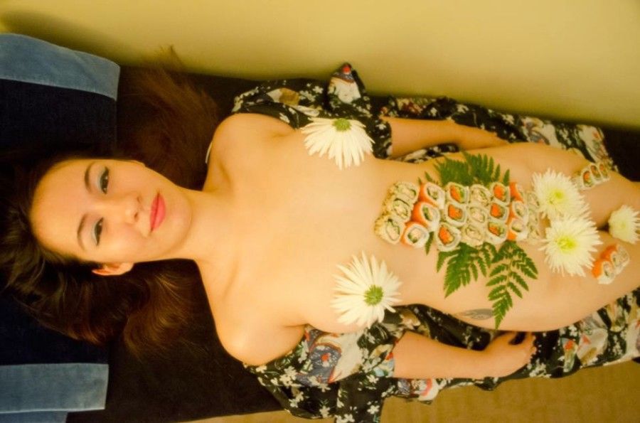 Canada called Japan's traditional "nyotaimori" service is popular, women groups outcry 7