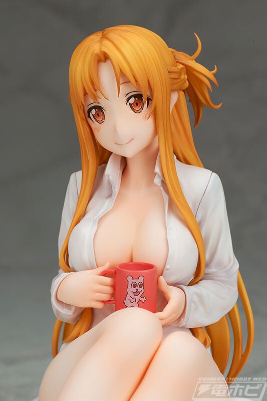 "Sword Art Online" Yuki Asuka naked and wearing a shirt and an erotic figure that can be seen almost completely! 9